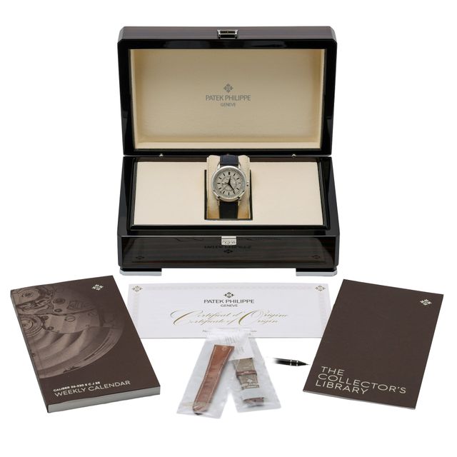 Patek Philippe Complications 5212A-001 Image 7